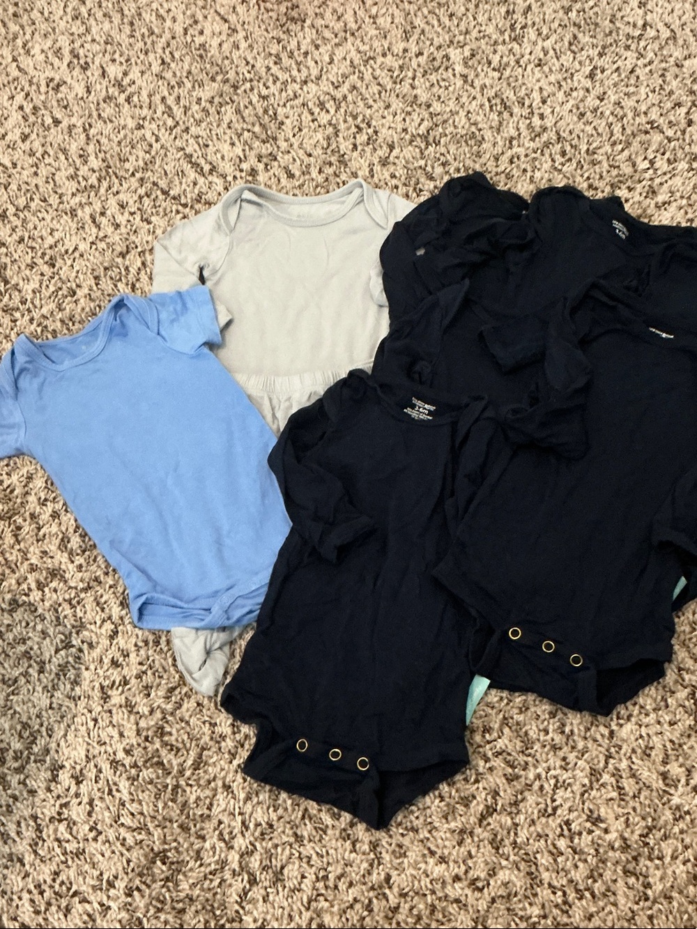 Bundle of 3-6 mo Kyte baby and Pur Comfy bodysuits